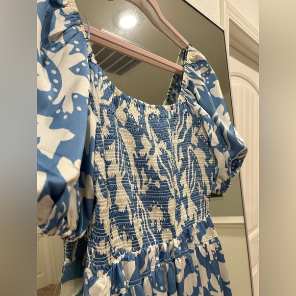 MOON RIVER Abstract Print Smocked Bodice Dress in Blue
